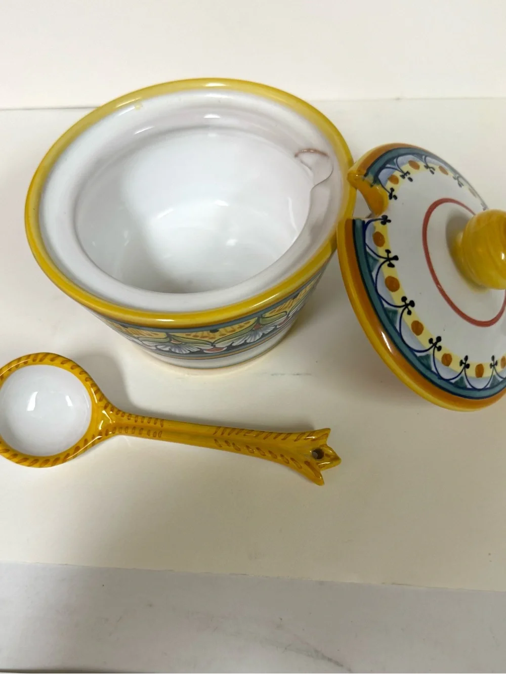 Gialletti Italian Majolica Deruta Pottery jam pot, sugar bowl, condiment jar